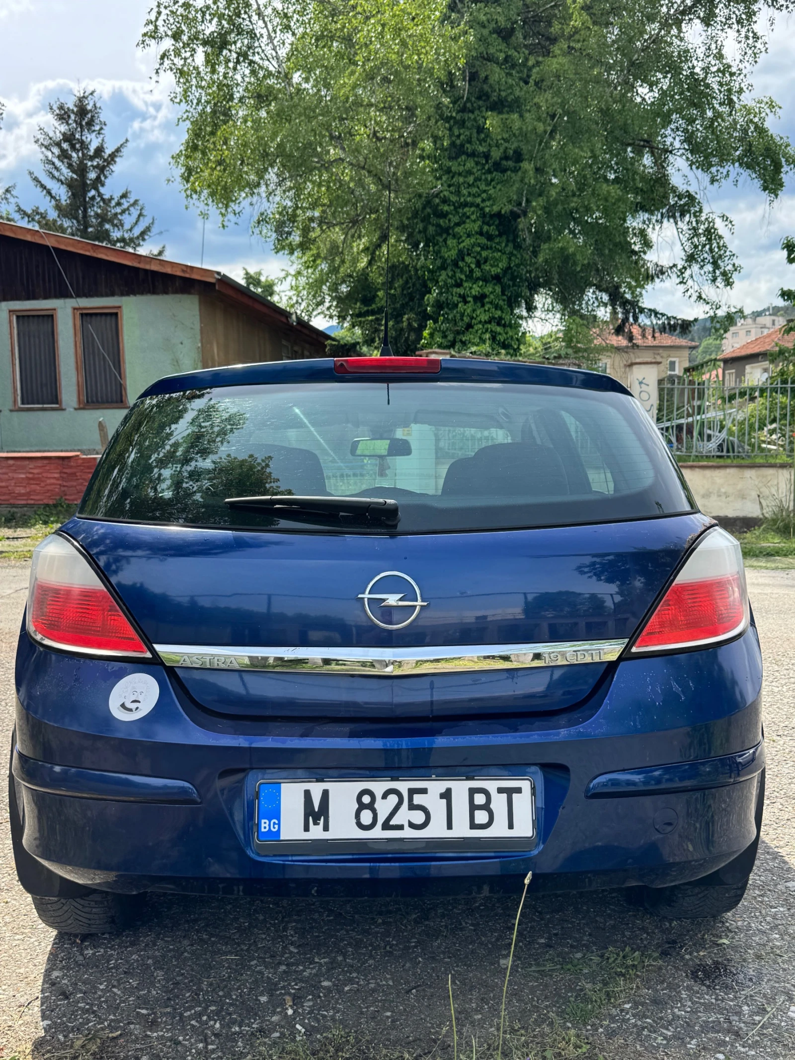 Opel Astra 1.9 CDTi, снимка 4 - Автомобили и джипове - 54608392