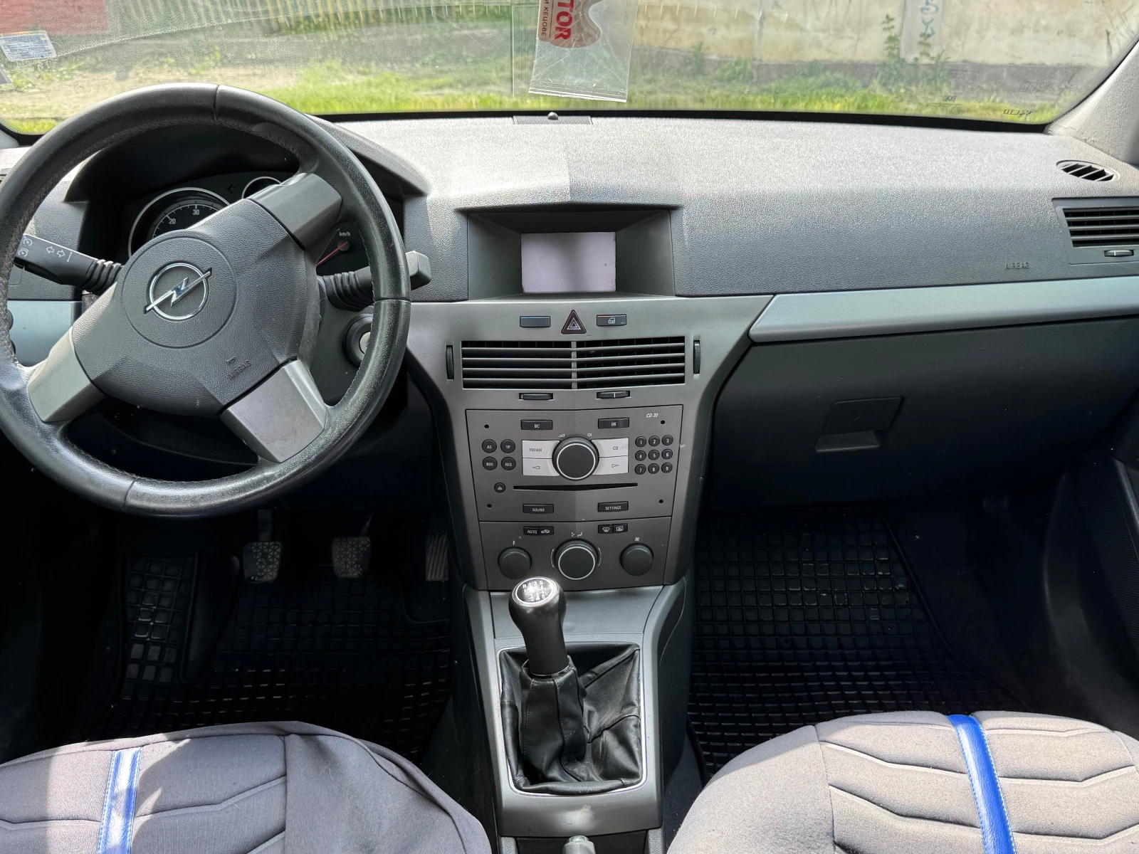 Opel Astra 1.9 CDTi, снимка 5 - Автомобили и джипове - 54608392