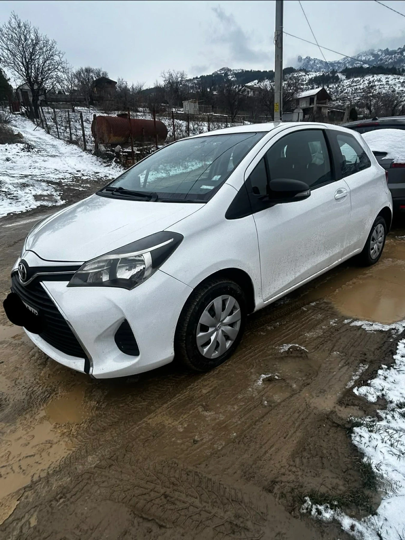 Toyota Yaris  - изображение 3
