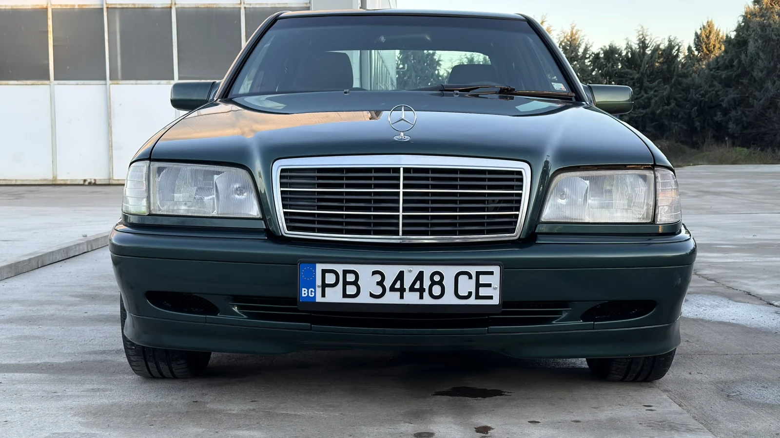 Mercedes-Benz C 180 Газ-Бензин