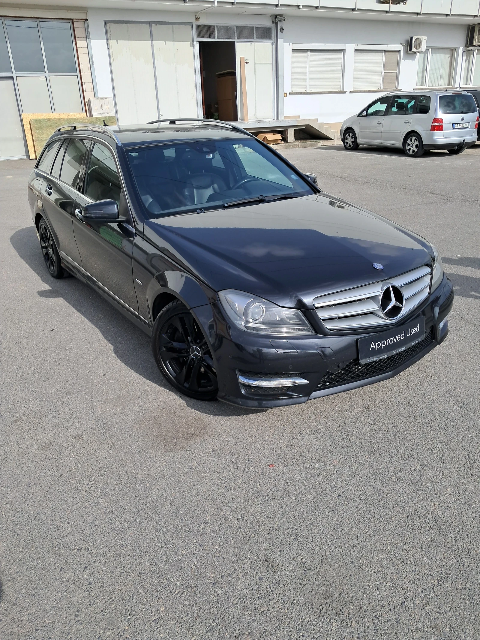 Mercedes-Benz C 250 W204 AMG 4MATIK, снимка 3 - Автомобили и джипове - 53917661