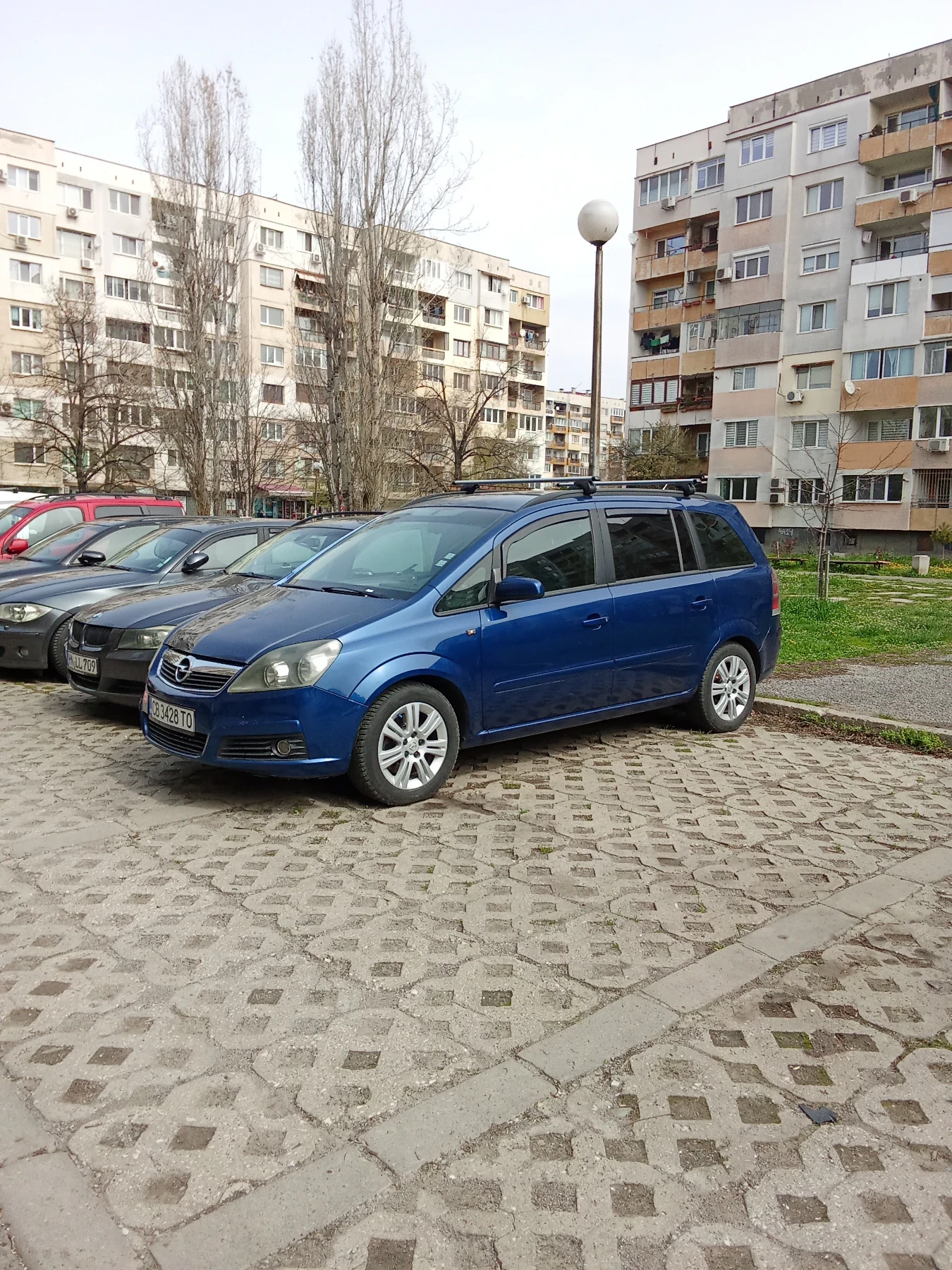 Opel Zafira 2.2 6-ск Бензин, снимка 2 - Автомобили и джипове - 53993610