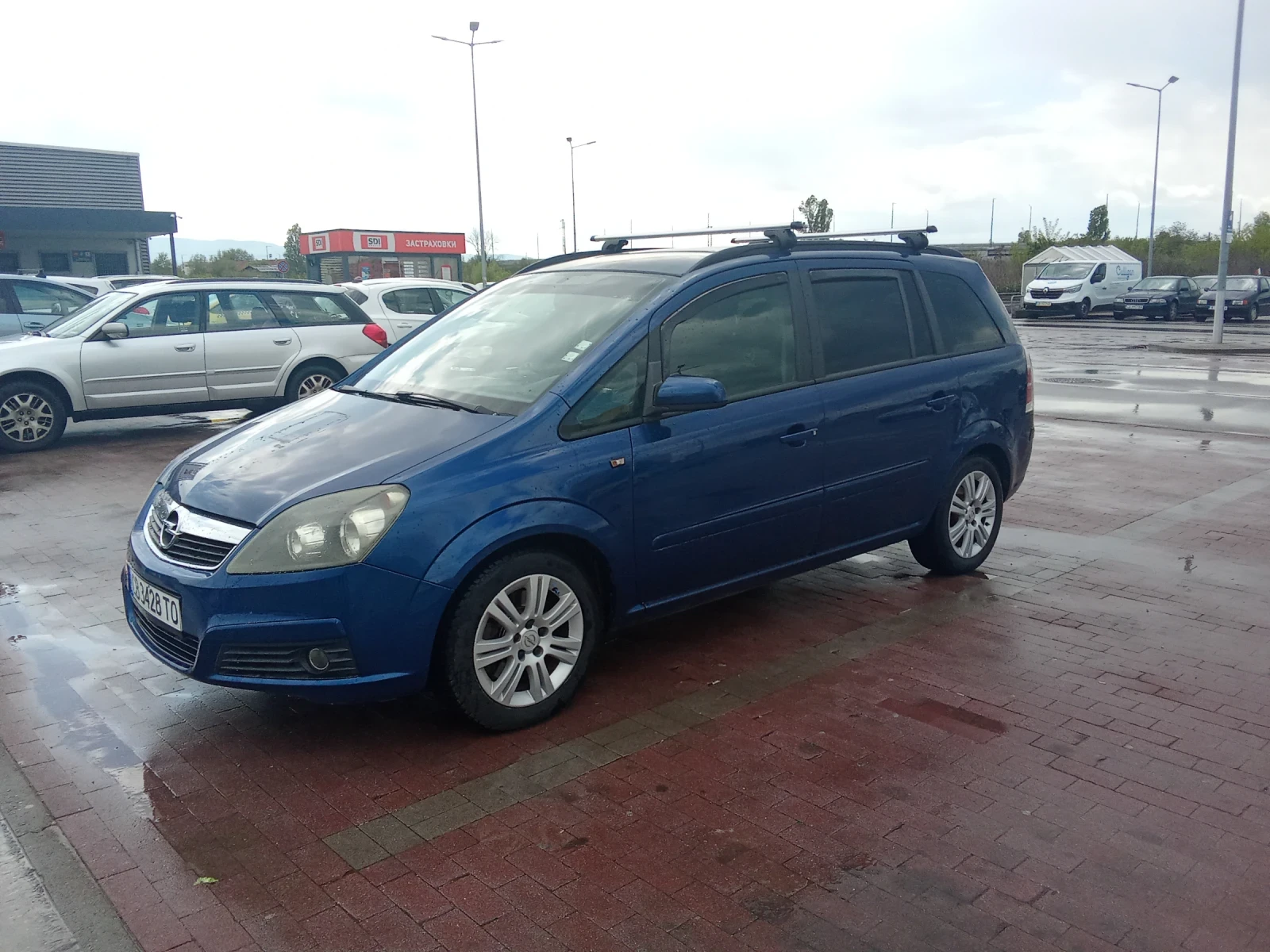 Opel Zafira 2.2 6-ск Бензин