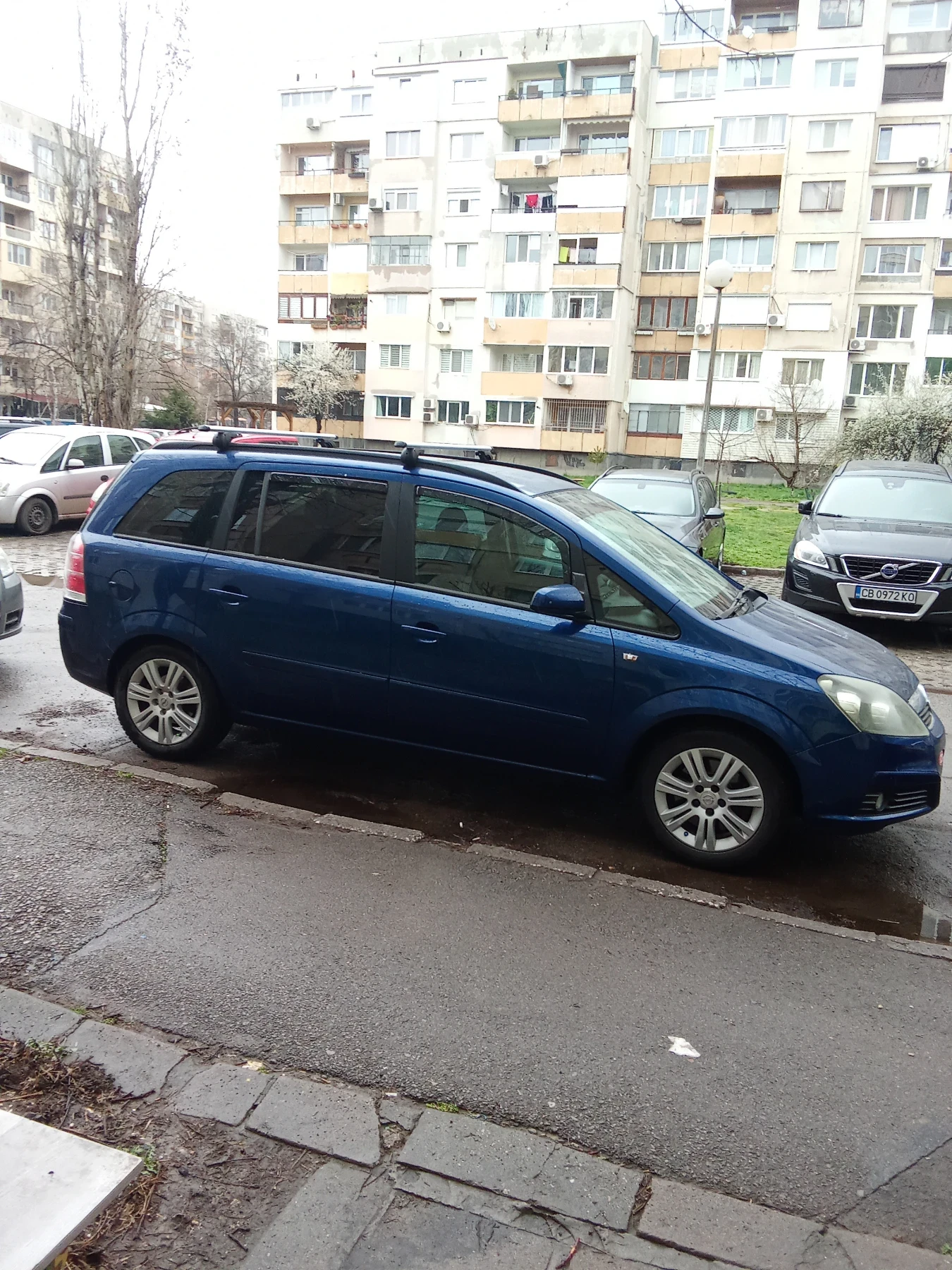 Opel Zafira 2.2 6-ск Бензин