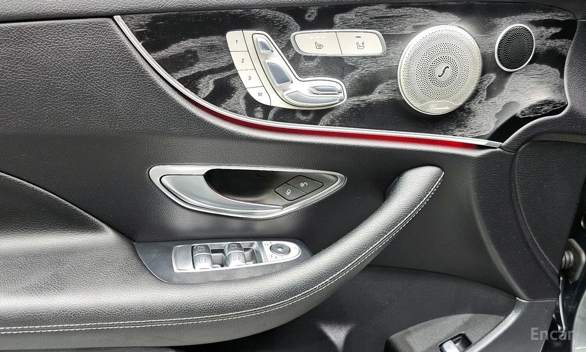 Mercedes-Benz E 220 Coupe* AMG PACK* BURMESTER* HEAD-UP* DISTRONIC* , снимка 11 - Автомобили и джипове - 54217464