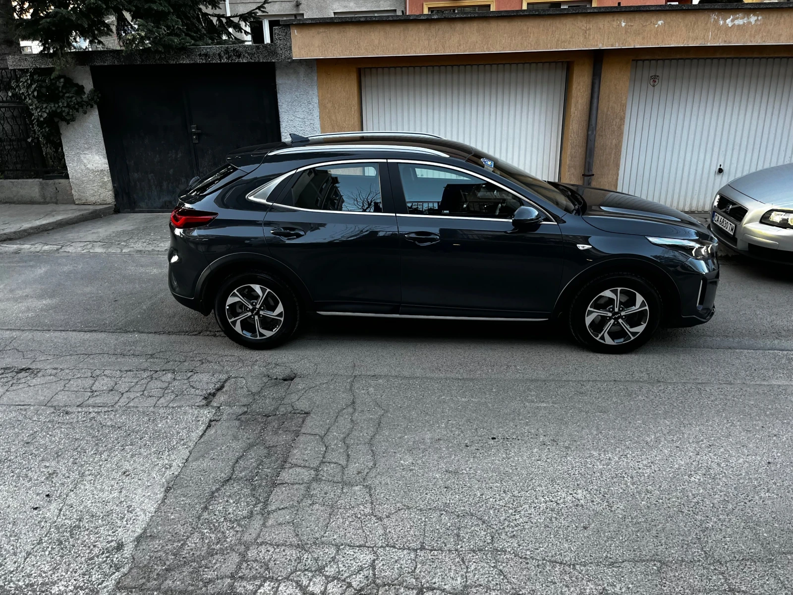 Kia XCeed, снимка 2 - Автомобили и джипове - 54416917