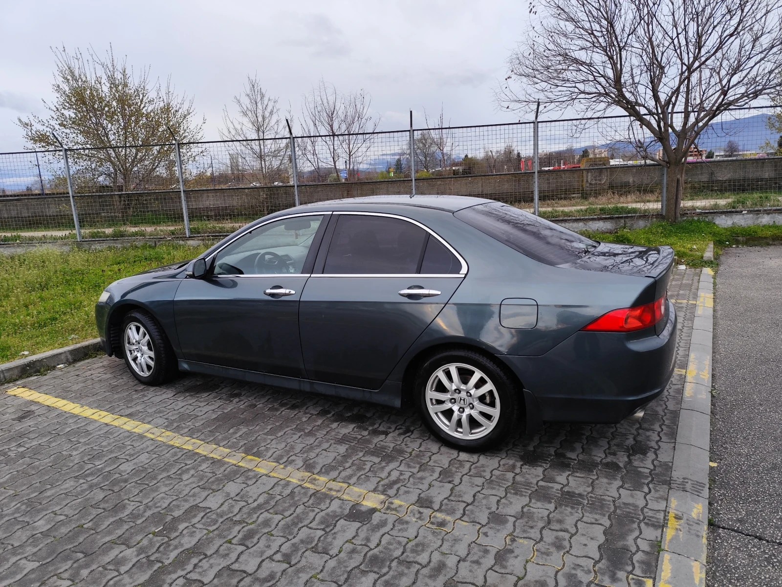 Honda Accord 2, 4 exsecutive, снимка 2 - Автомобили и джипове - 54723033