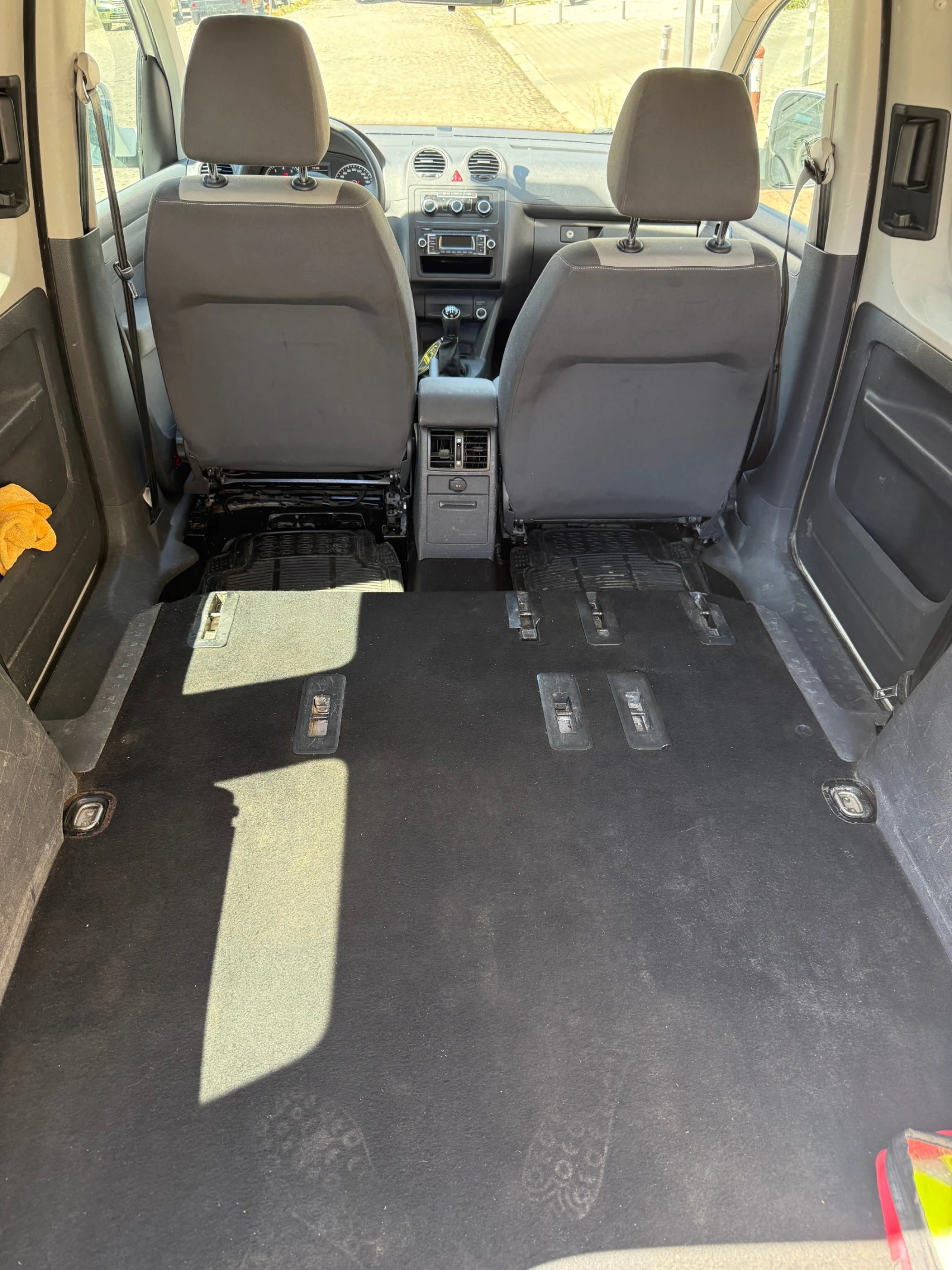 VW Caddy 2.0 METAN/GAS, снимка 7 - Автомобили и джипове - 55325281