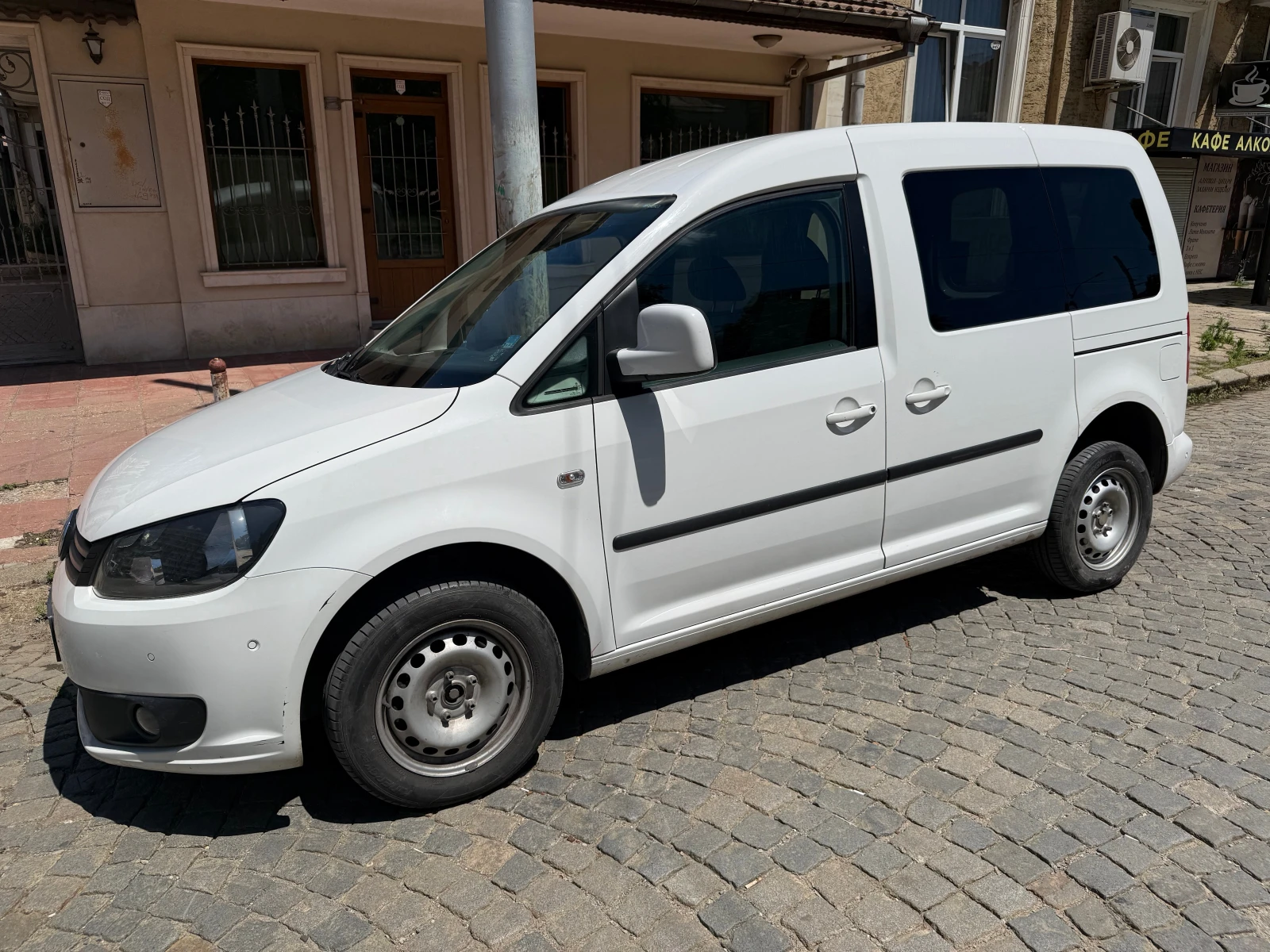 VW Caddy 2.0 METAN/GAS, снимка 2 - Автомобили и джипове - 55325281