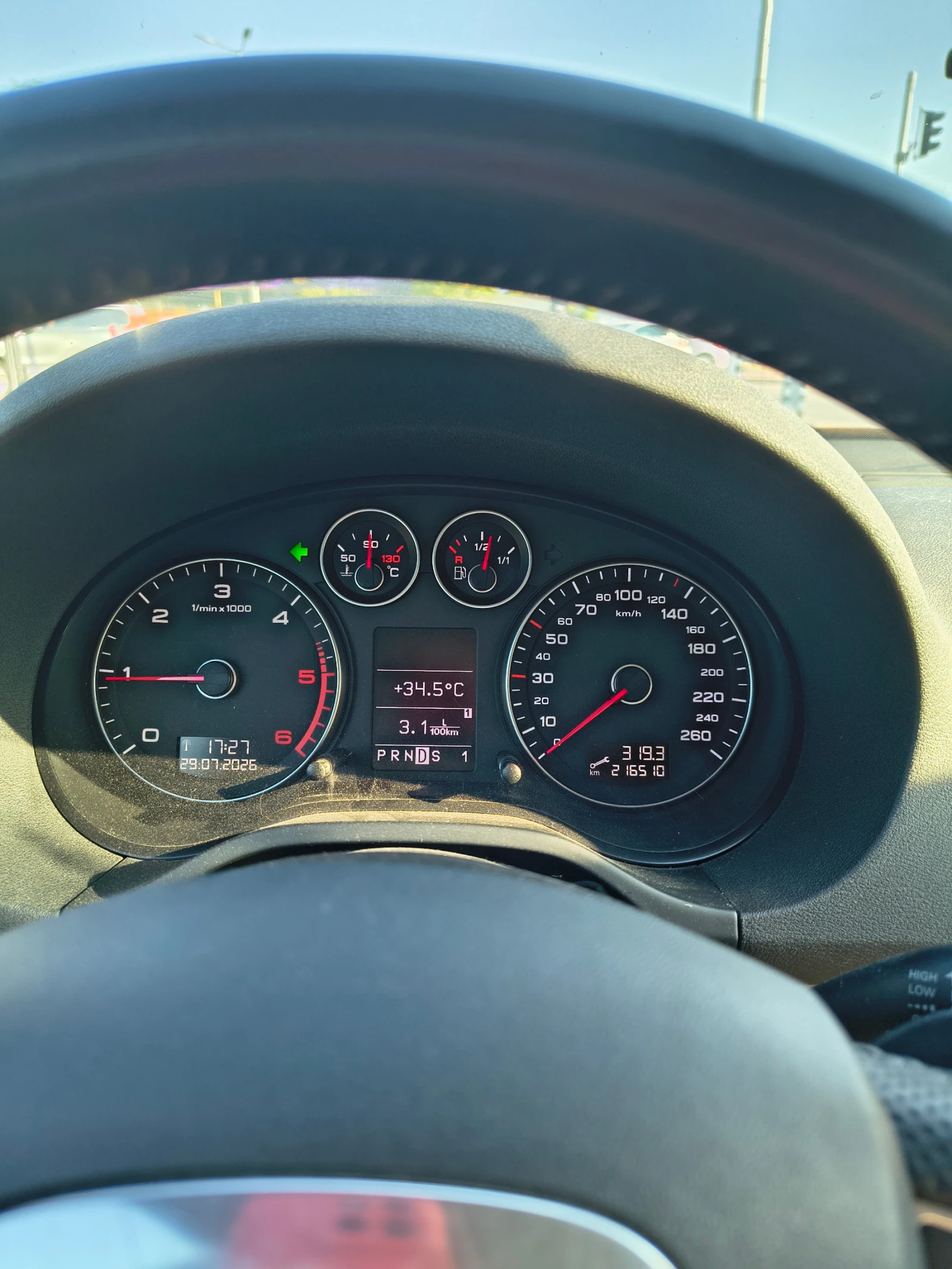 Audi A3 2.0 TDI 140кс Автоматик DSG, снимка 9 - Автомобили и джипове - 55477738