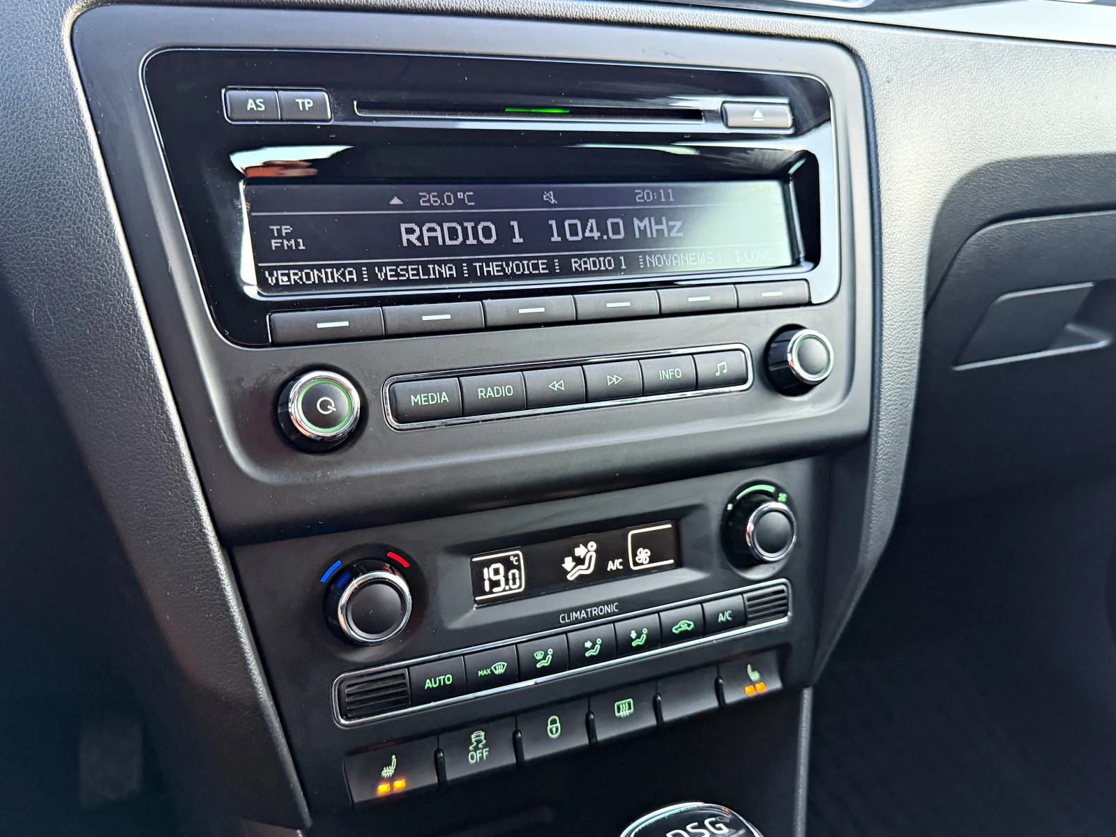 Skoda Rapid Автоматик DSG 1.4 122кс Подгрев, снимка 12 - Автомобили и джипове - 55671302
