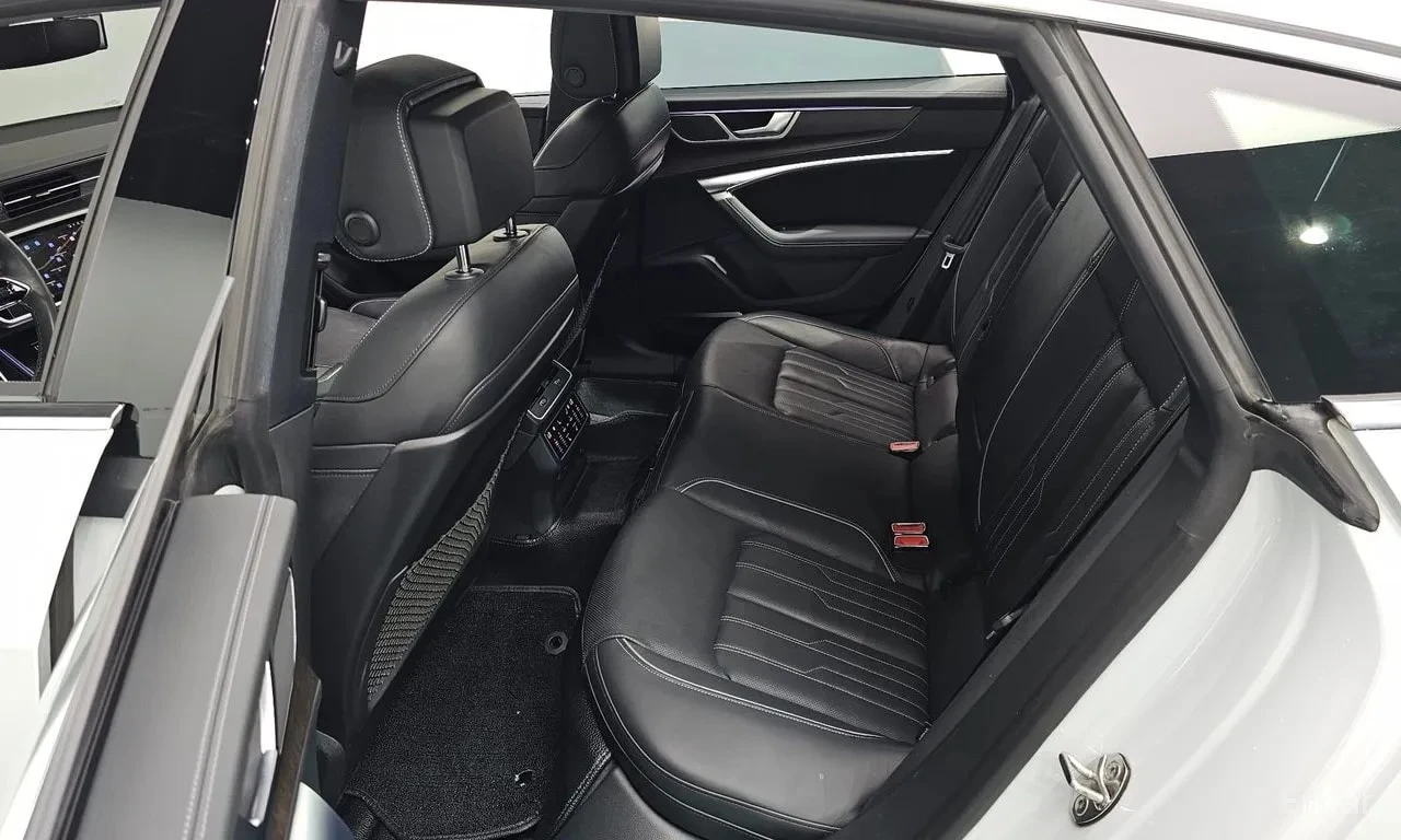 Audi A7 / 55 TFSI / ДИСТРОНИК / ОБДУХВАНЕ / 360 / ХЕД-ЪП, снимка 11 - Автомобили и джипове - 56099656