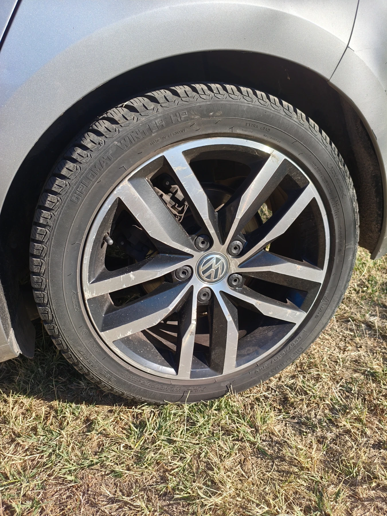 VW Golf 1.6 TDI, снимка 16 - Автомобили и джипове - 56214351