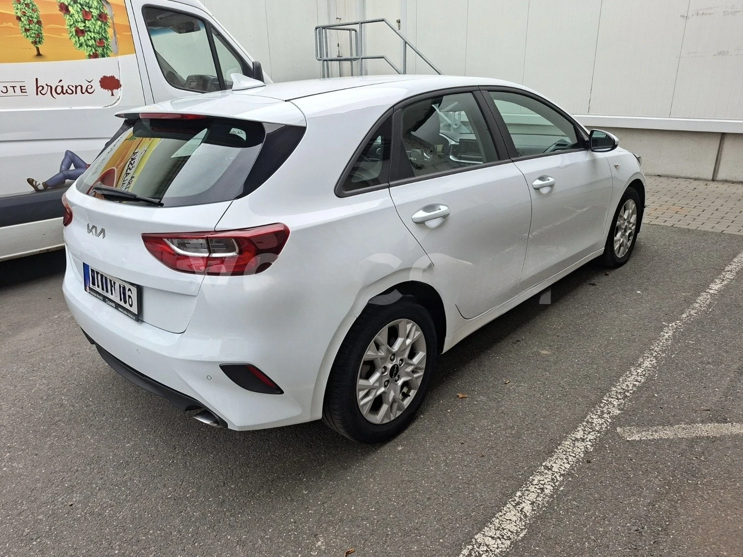 Kia Ceed, снимка 3 - Автомобили и джипове - 56554844