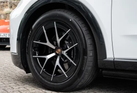 Porsche Cayenne NEW* ELECTRIC* PANO* BOSE* DISTR* MEMORY* 360CAM* , снимка 6