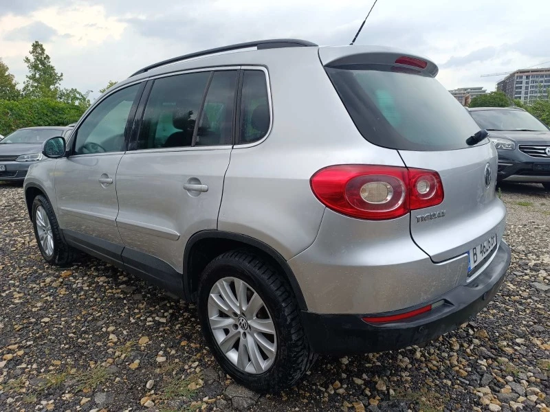 VW Tiguan 2.0TDI 4x4, снимка 6 - Автомобили и джипове - 46695497