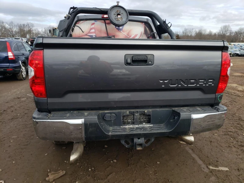 Toyota Tundra CREWMAX SR5 5.7 trd 4X4 OFF ROAD, снимка 6 - Автомобили и джипове - 47010679