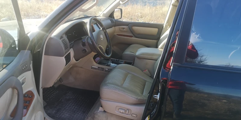 Toyota Land cruiser, снимка 11 - Автомобили и джипове - 48034431