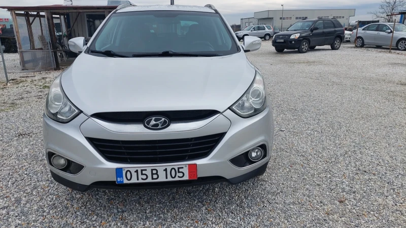 Hyundai IX35 1.7FULL ЕКСТРИ, снимка 2 - Автомобили и джипове - 48480489