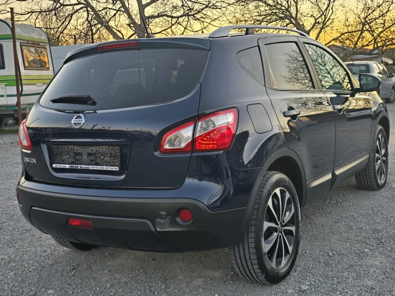 Nissan Qashqai 2.0i 141K.C. / 4X4 / АВТОМАТ / НАВИ / КЛИМАТРОНИК, снимка 3 - Автомобили и джипове - 50385265