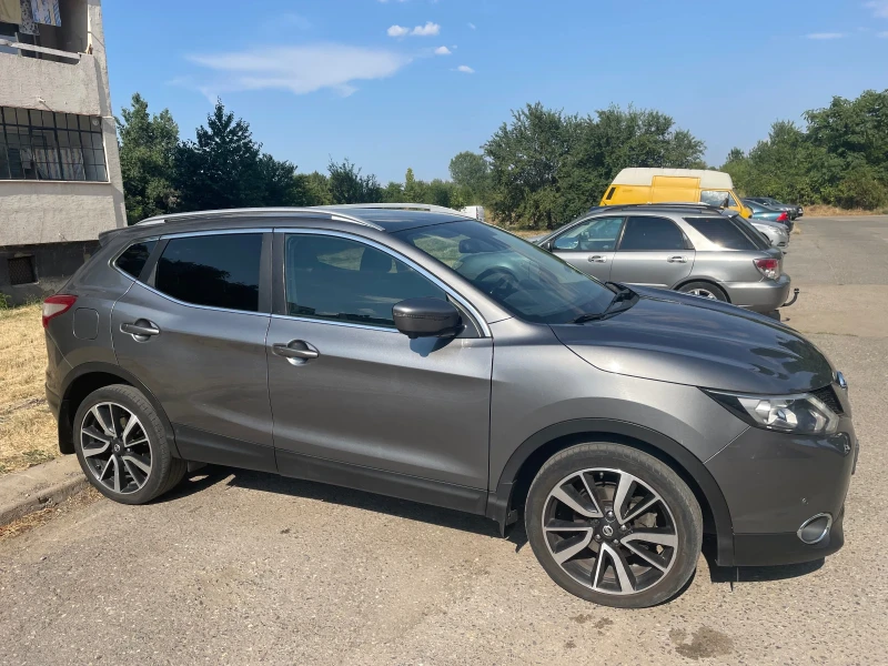 Nissan Qashqai 1.6DCI, снимка 3 - Автомобили и джипове - 52048566