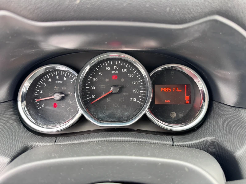 Dacia Duster 1.5DCI/4x4/PRESTIGE, снимка 10 - Автомобили и джипове - 52101512