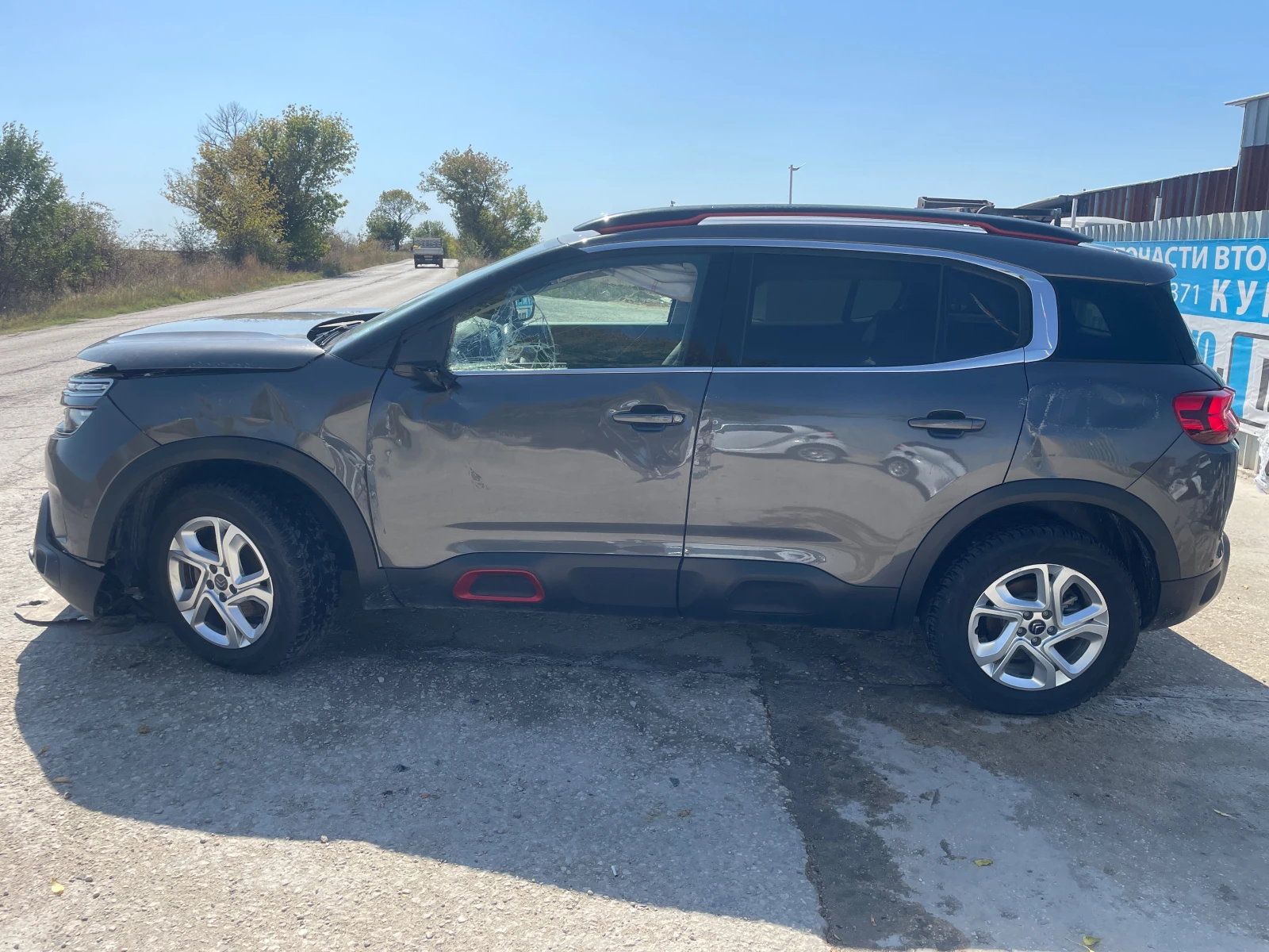 Citroen C5 Aircross 1.6 Pure Tech - изображение 4