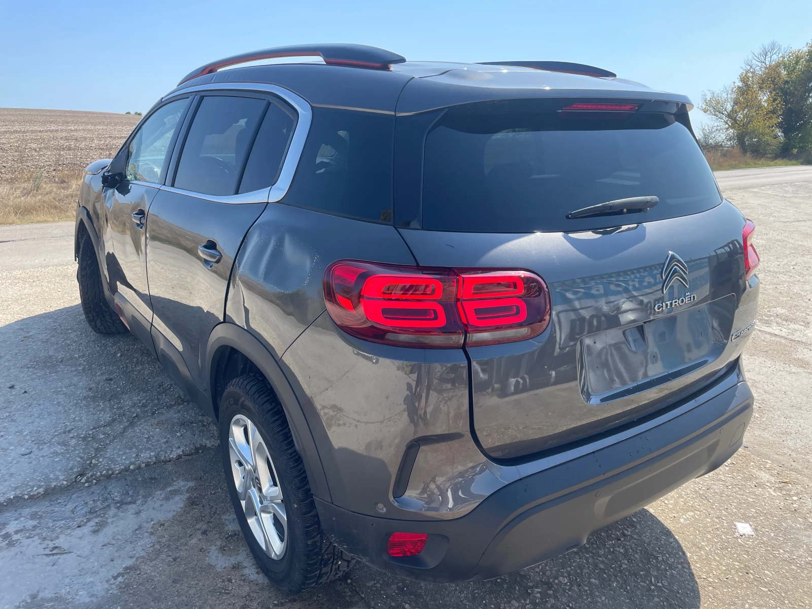 Citroen C5 Aircross 1.6 Pure Tech - изображение 3
