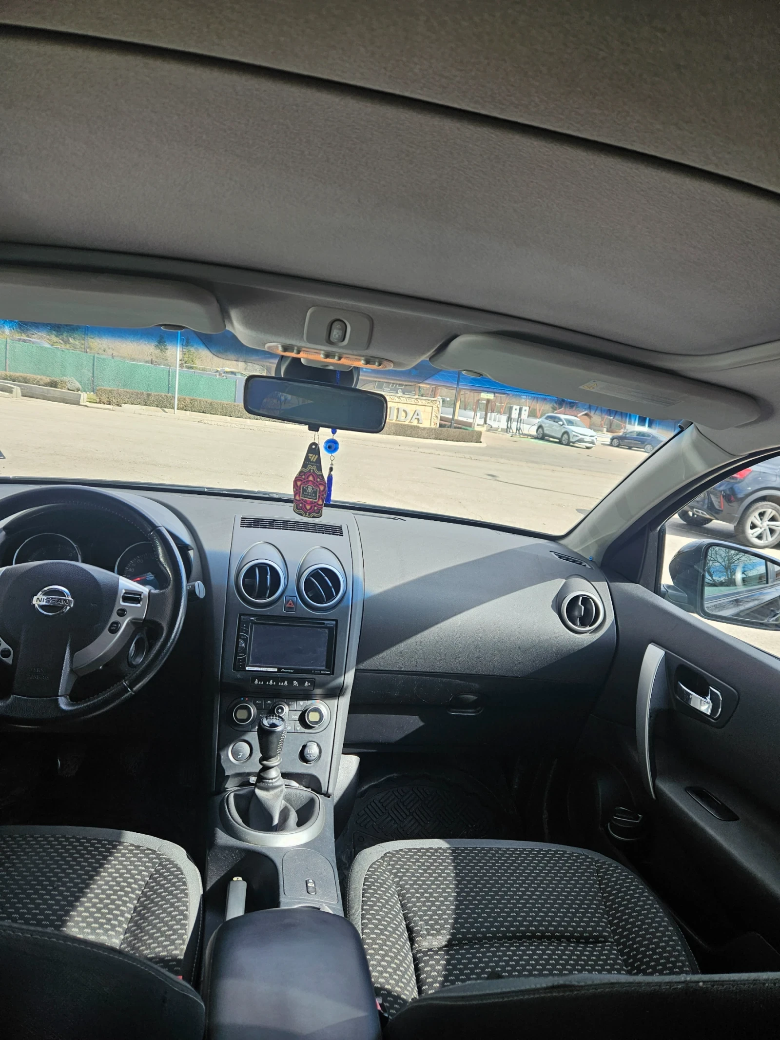 Nissan Qashqai, снимка 3 - Автомобили и джипове - 53815692