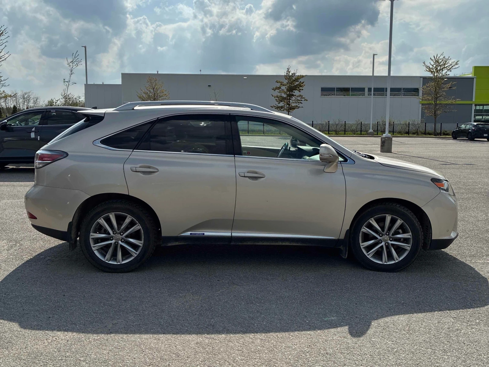 Lexus RX 450h HEAD UP * ОБДУХВАНЕ * MARK LEVINSON * CARFAX * , снимка 3 - Автомобили и джипове - 54633328