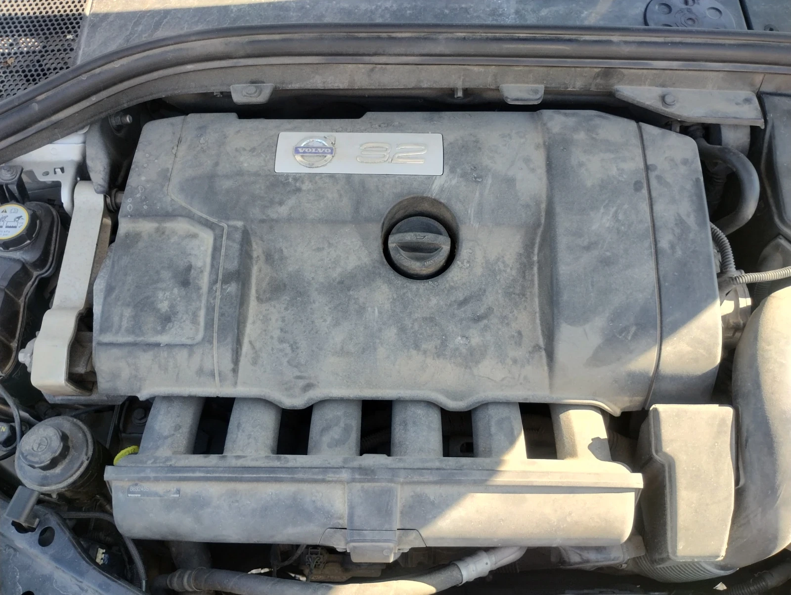 Volvo XC60 3.2 AWD 125000км, снимка 12 - Автомобили и джипове - 54706677