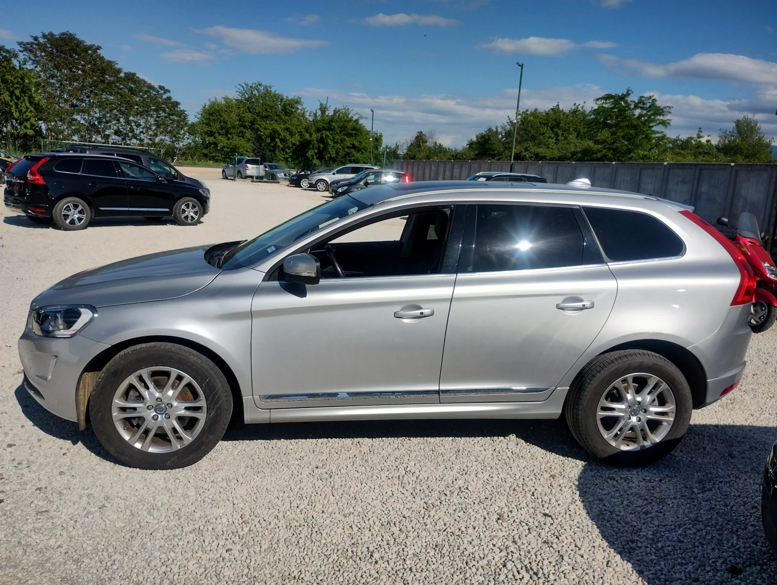 Volvo XC60 3.2 AWD 125000км, снимка 8 - Автомобили и джипове - 54706677
