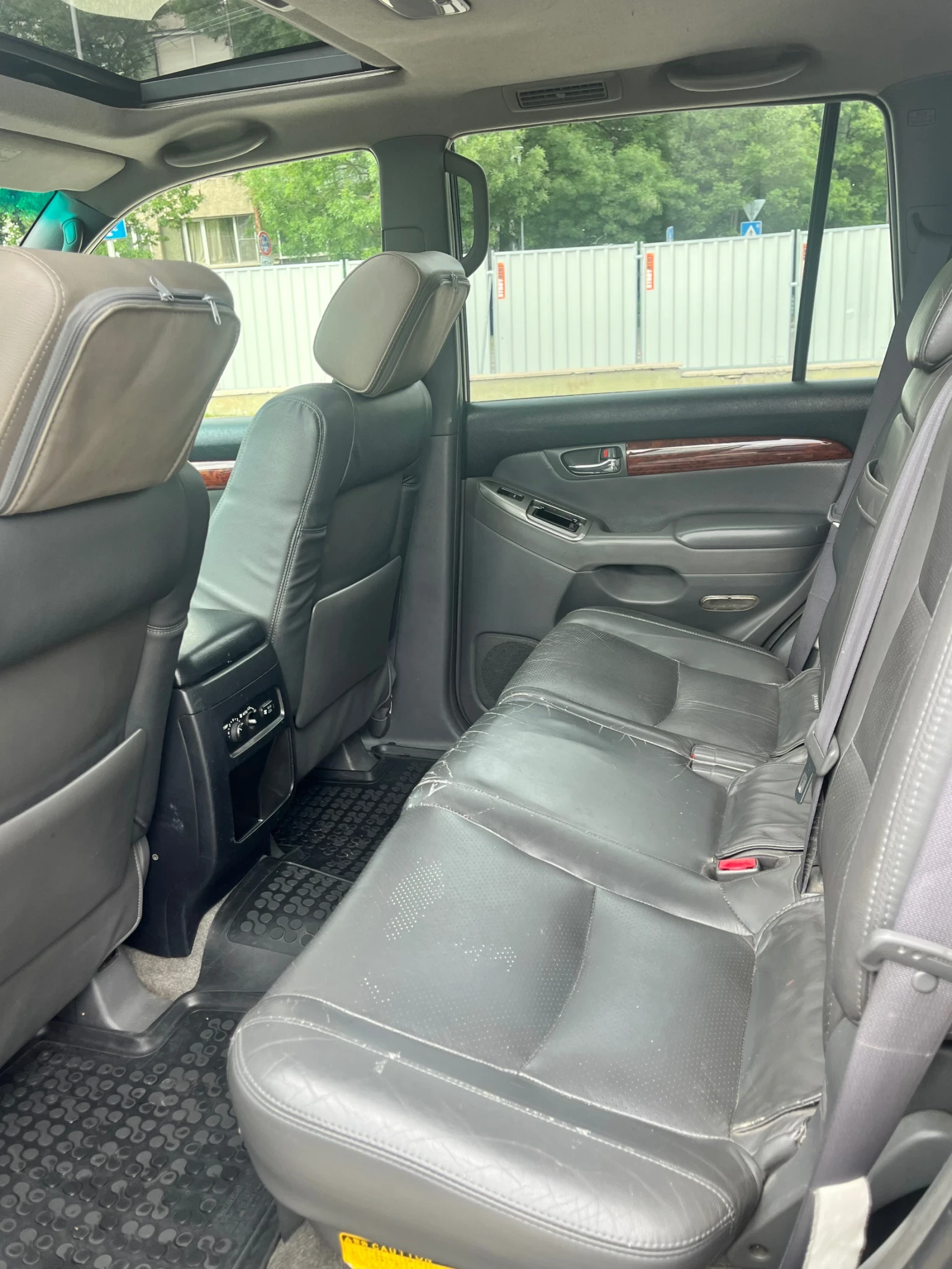 Toyota Land cruiser, снимка 10 - Автомобили и джипове - 54896956