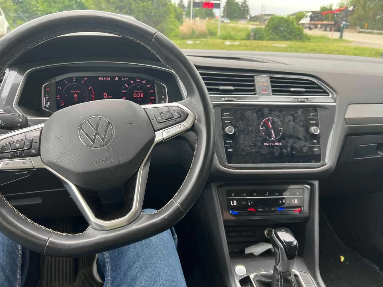 VW Tiguan Comfortline/КОЖА/ПАНО/ПОДГРЕВ/CARFAX/ФИНАНСИРАНЕ, снимка 8 - Автомобили и джипове - 54904361