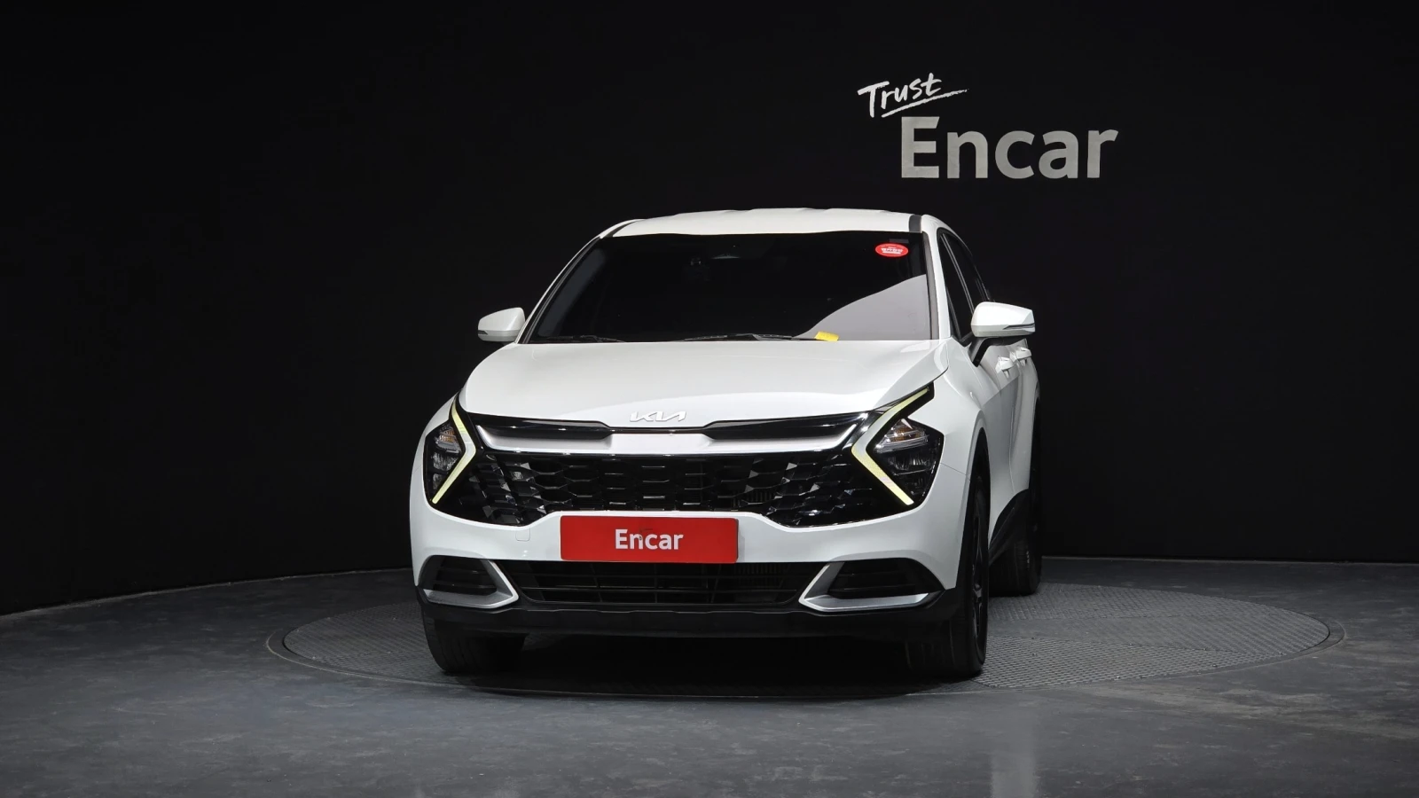 Kia Sportage 2.0 CRDi Trendy | Навигация | Камера | LED, снимка 3 - Автомобили и джипове - 54919046