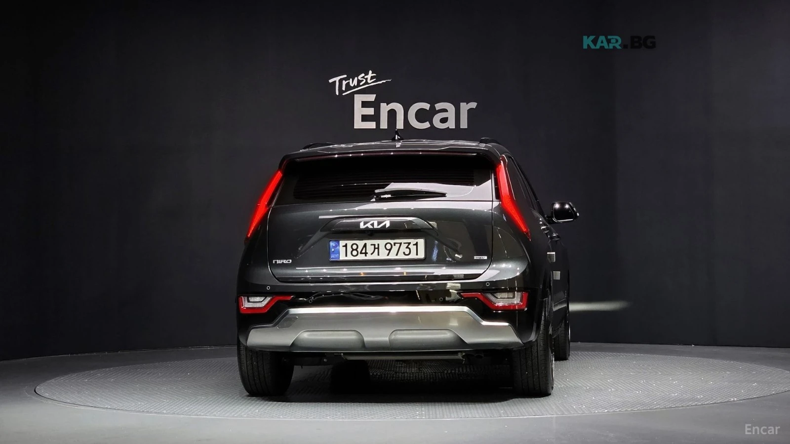 Kia Niro * HYBRID* SIGNATURE* ПОДГРЕВ* ОБДУХВАНЕ* КАМЕРА* , снимка 4 - Автомобили и джипове - 55264139