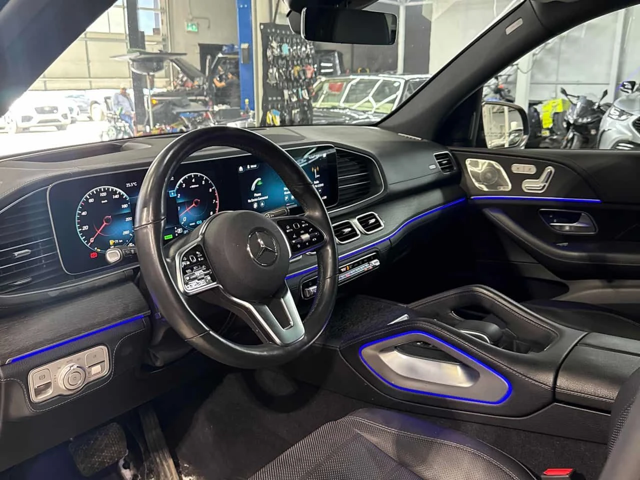 Mercedes-Benz GLE * 450 * АВТОКРЕДИТ БЕЗ ПЪРВОНАЧАЛНА ВНОСКА* , снимка 11 - Автомобили и джипове - 55419227