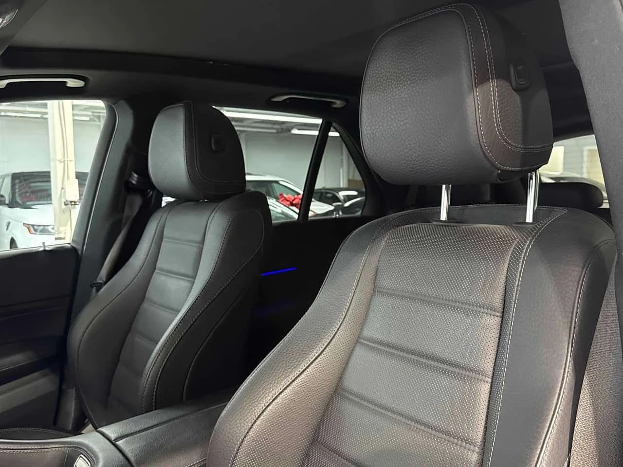 Mercedes-Benz GLE * 450 * АВТОКРЕДИТ БЕЗ ПЪРВОНАЧАЛНА ВНОСКА* , снимка 16 - Автомобили и джипове - 55419227