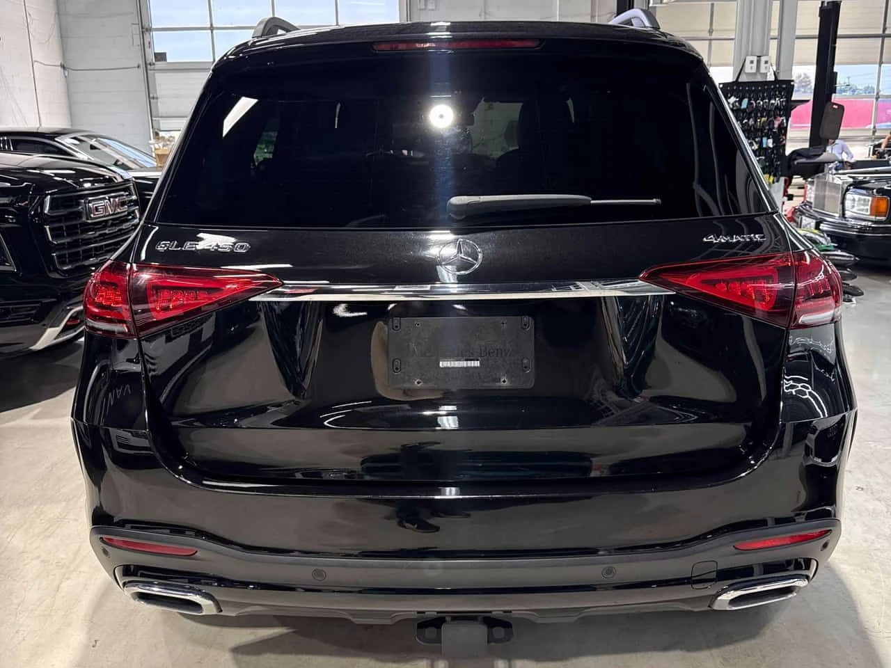 Mercedes-Benz GLE * 450 * АВТОКРЕДИТ БЕЗ ПЪРВОНАЧАЛНА ВНОСКА* , снимка 4 - Автомобили и джипове - 55419227