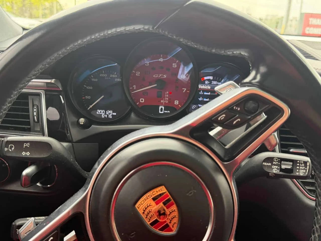 Porsche Macan * GTS * КОЖА/АЛКАНТАРА* ПАНОРАМА* ПРЕДСТАВИТЕЛСТВО, снимка 8 - Автомобили и джипове - 55613926