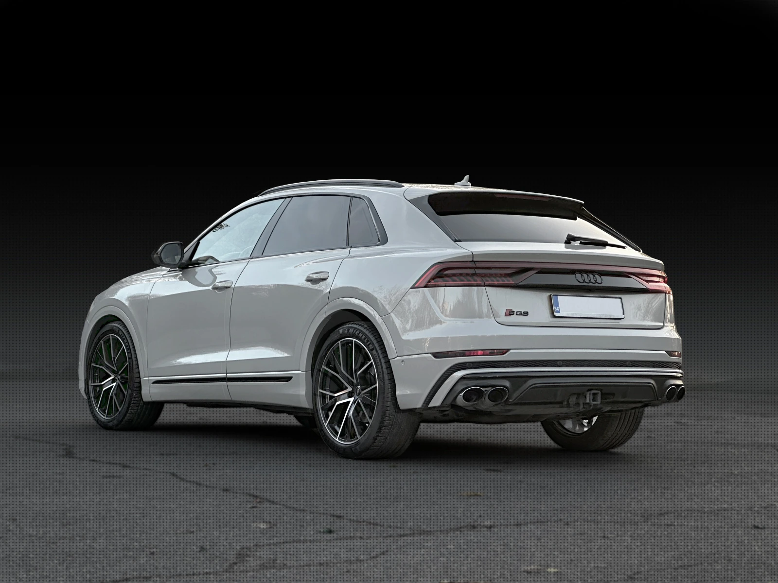 Audi SQ8 2022/ 507 HP/ 51500 KM/ обслужена/ зимни + летни, снимка 6 - Автомобили и джипове - 55687087