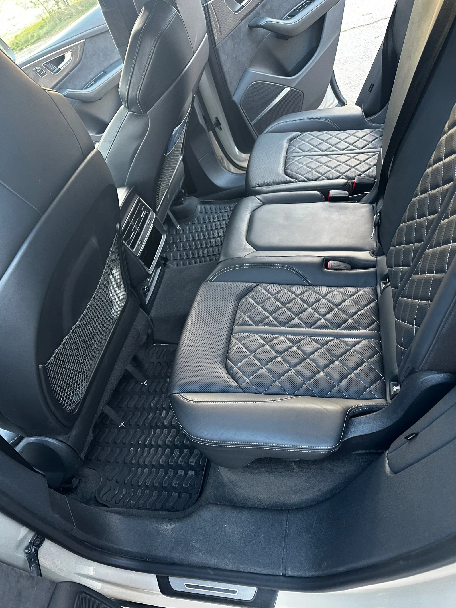 Audi SQ8 2022/ 507 HP/ 51500 KM/ обслужена/ зимни + летни, снимка 7 - Автомобили и джипове - 55687087