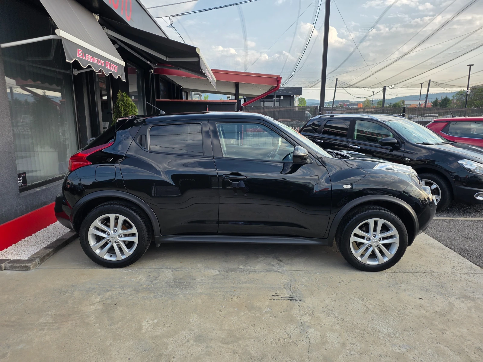 Nissan Juke 1.6 TURBO-190к.с 4х4-АВТОМАТИК-ШВЕЙЦАРИЯ, снимка 5 - Автомобили и джипове - 55891937