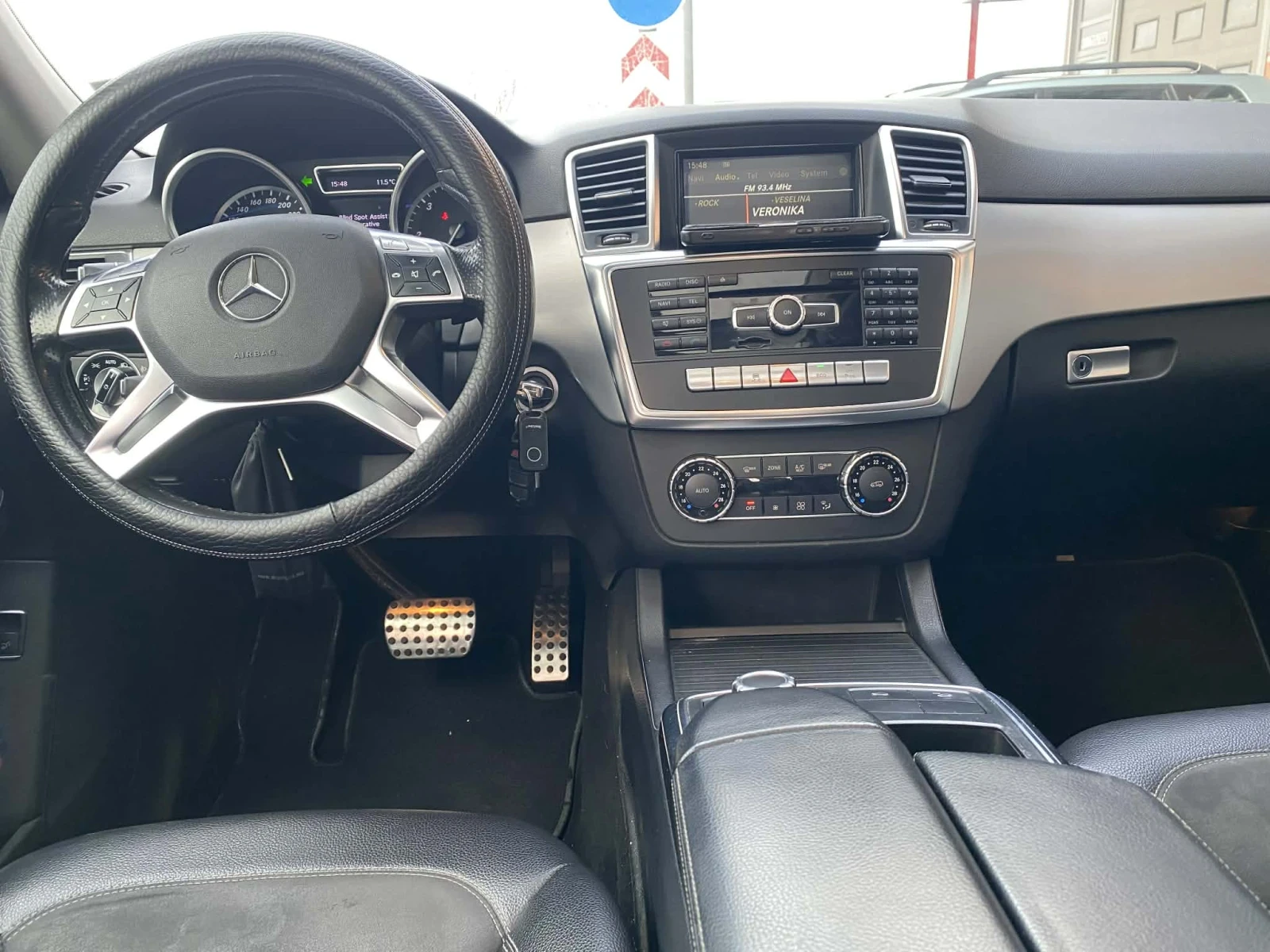 Mercedes-Benz ML 350 ML350CDI, снимка 9 - Автомобили и джипове - 55903454