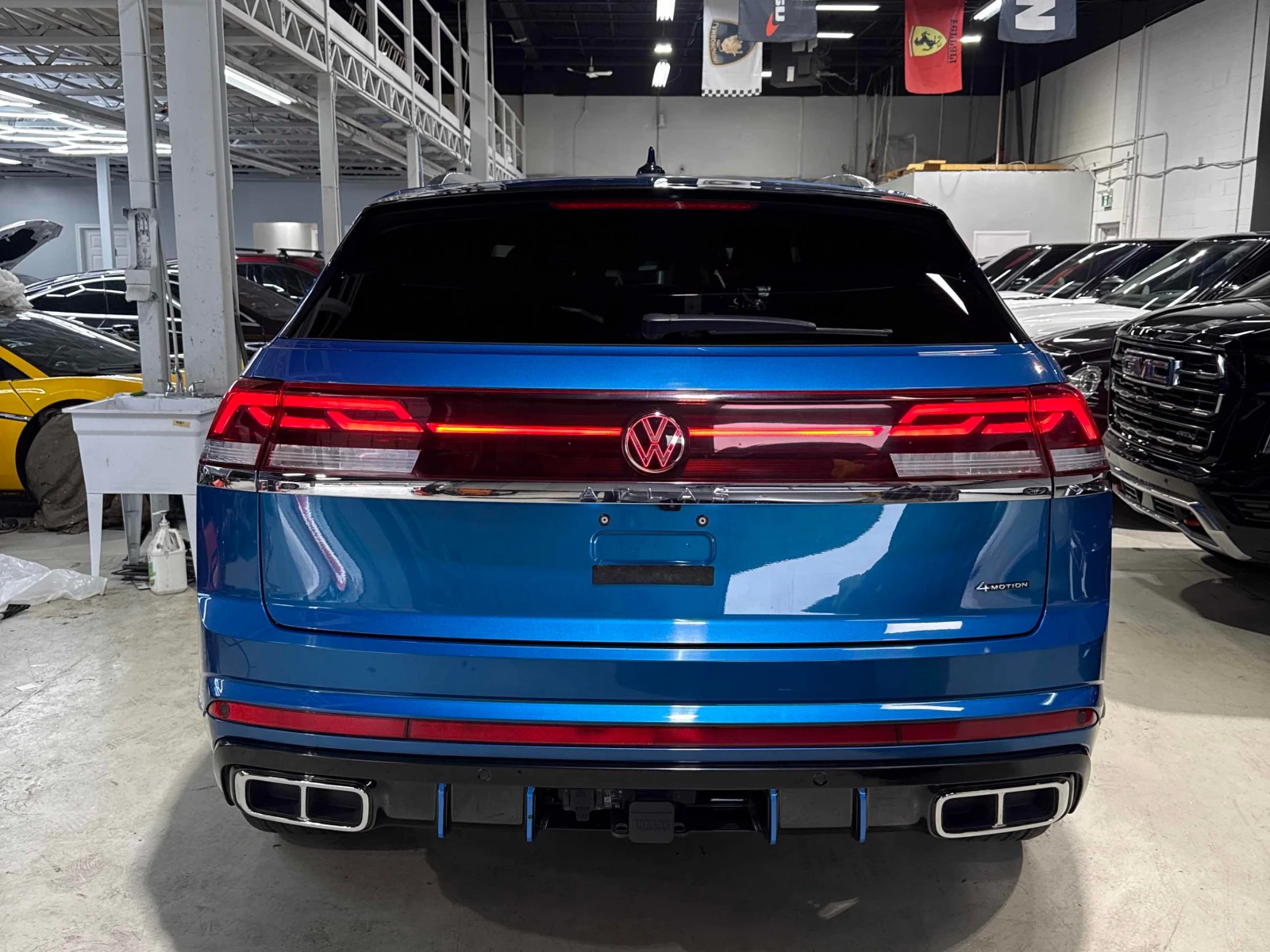 VW Atlas * Execline * CARFAX * ЦЕНА ДО БГ, снимка 5 - Автомобили и джипове - 55971999