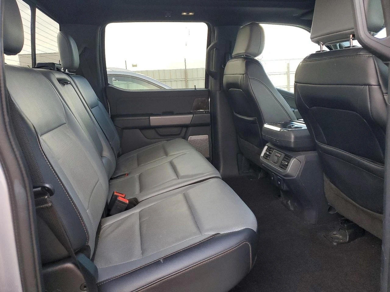 Ford F150 LIGHTNING LARIAT 4x4, снимка 10 - Автомобили и джипове - 56740093