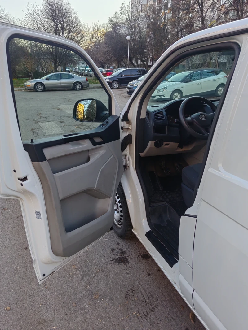 VW Transporter, снимка 5 - Бусове и автобуси - 48131677