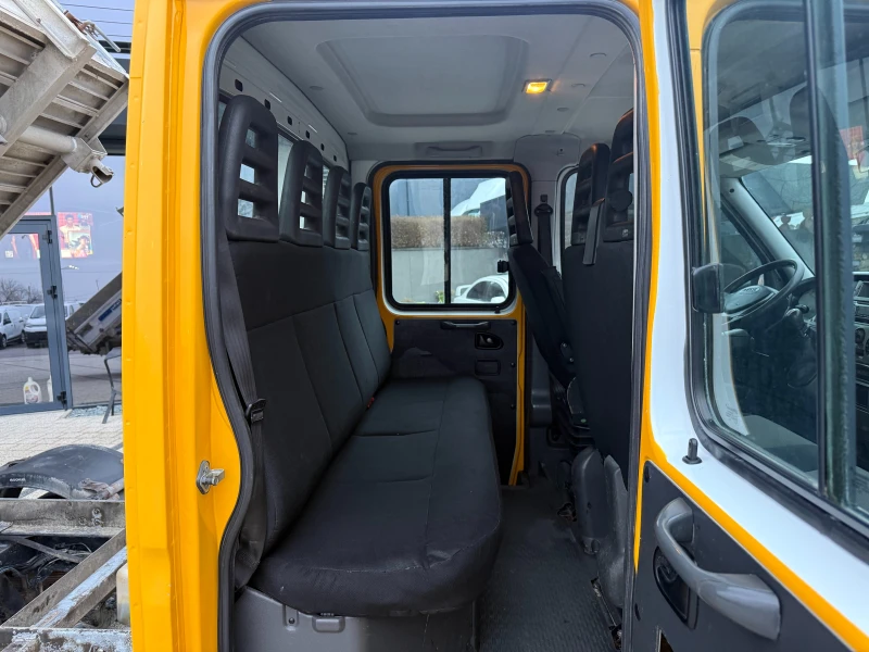 Iveco Daily 35C15 3.0HPI до 3.5т. 7-местен , снимка 11 - Бусове и автобуси - 53373716