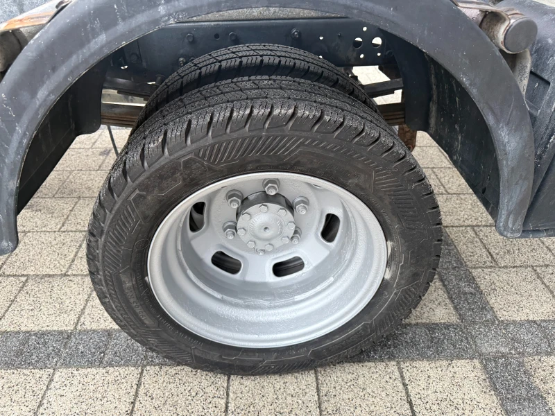 Iveco Daily 35C15 3.0HPI до 3.5т. 7-местен , снимка 6 - Бусове и автобуси - 53373716