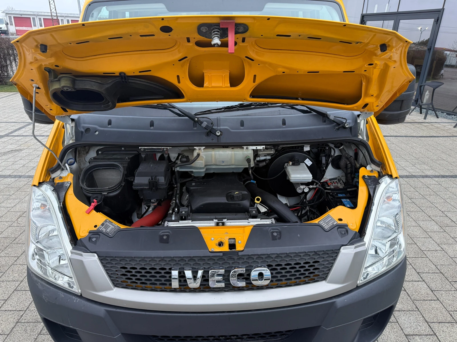 Iveco Daily 35C15 3.0HPI �� 3.5�. 7-������  | Mobile.bg � ����������� 15